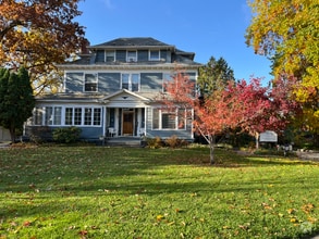 Building Photo - 406 S Coeur d'Alene St