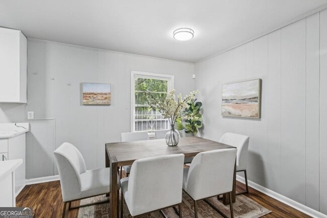 Photo - 3036 Will Rogers Pl SE House