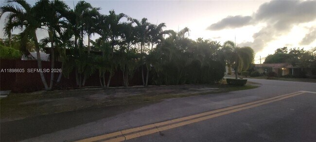 Foto del edificio - 6021 SW 62nd Pl