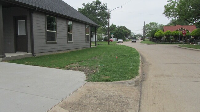 Foto del edificio - 3701 6th Ave