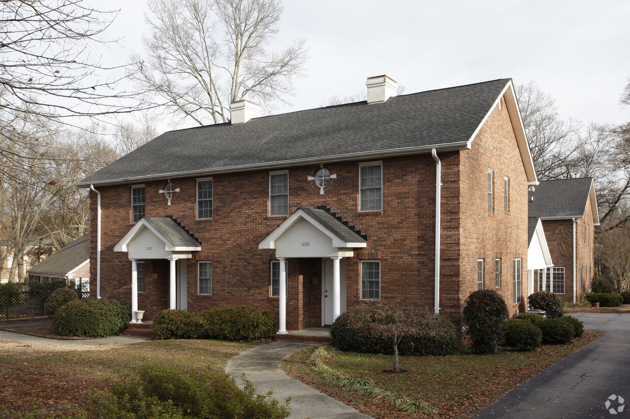Primary Photo - 1220-1222 North Blvd