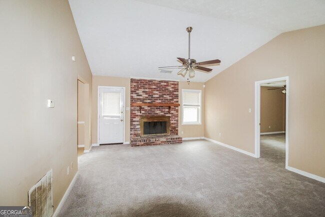 Foto del edificio - 1608 Sugar Plum Dr SW