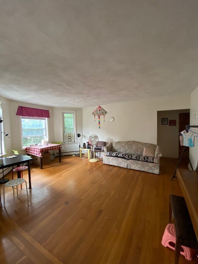 Photo - 308 Tappan St Apartment
