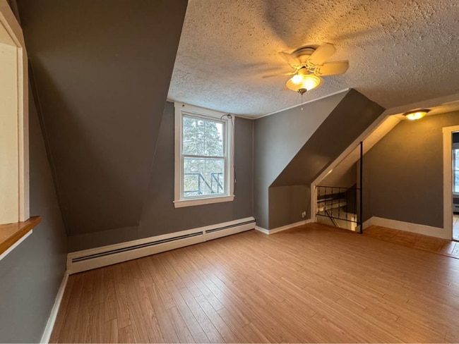 Photo - 73 High St Apartment