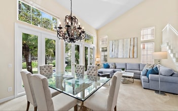 Building Photo - 9 Agostino