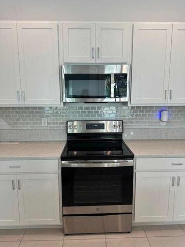 Foto principal - 4504 Hartwell Ln