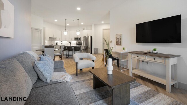 Foto del edificio - 13701 Montfort Dr