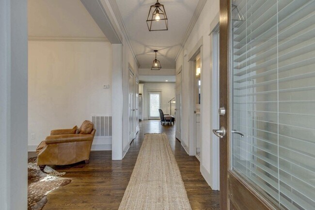 Foto del edificio - 1510 Rosebank Ave