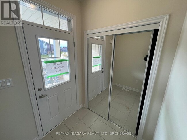 Building Photo - 151 Vanilla Trl