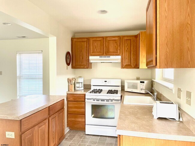 Foto del edificio - 12 S Washington Ave