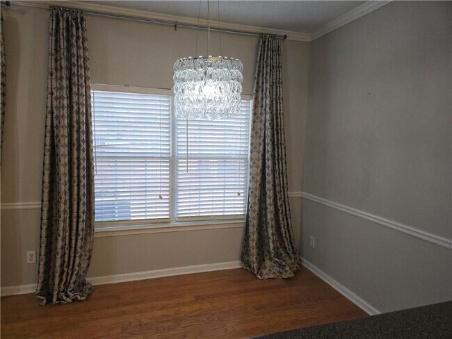 Foto del edificio - 2581 Laurel Cir NW