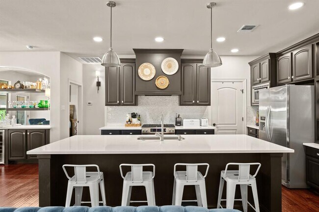 Building Photo - 119 Via Villina St