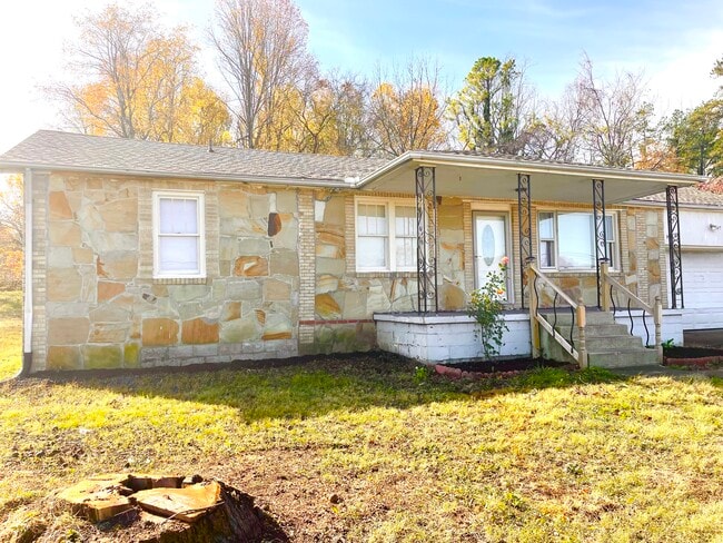 Foto del edificio - 634 Dover Rd