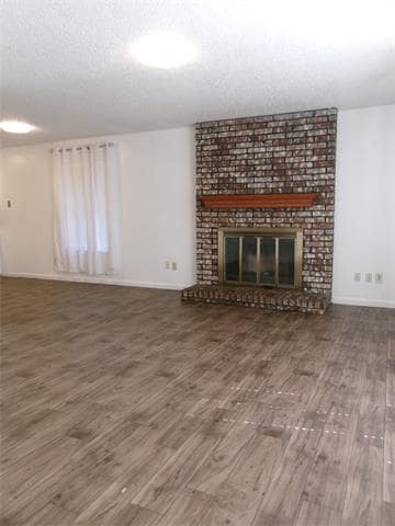 Building Photo - 2409 Ventura Dr