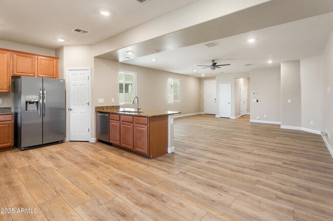 Building Photo - 4139 W Granite Basin Dr
