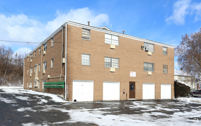 Foto del edificio - Yale Avenue Apartments