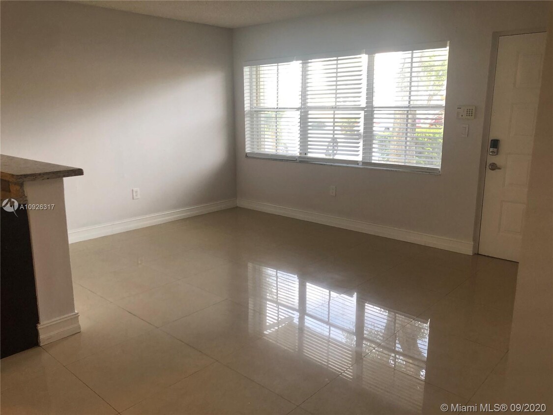 670 NW 85th Pl Unit 11-106, Miami, FL 33126 - Condo for Rent in Miami ...