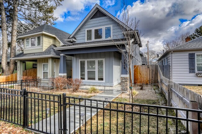 Foto del edificio - 1818 S Grant Ave