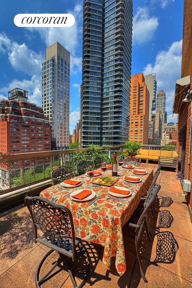 Foto del edificio - 220 E 60th St
