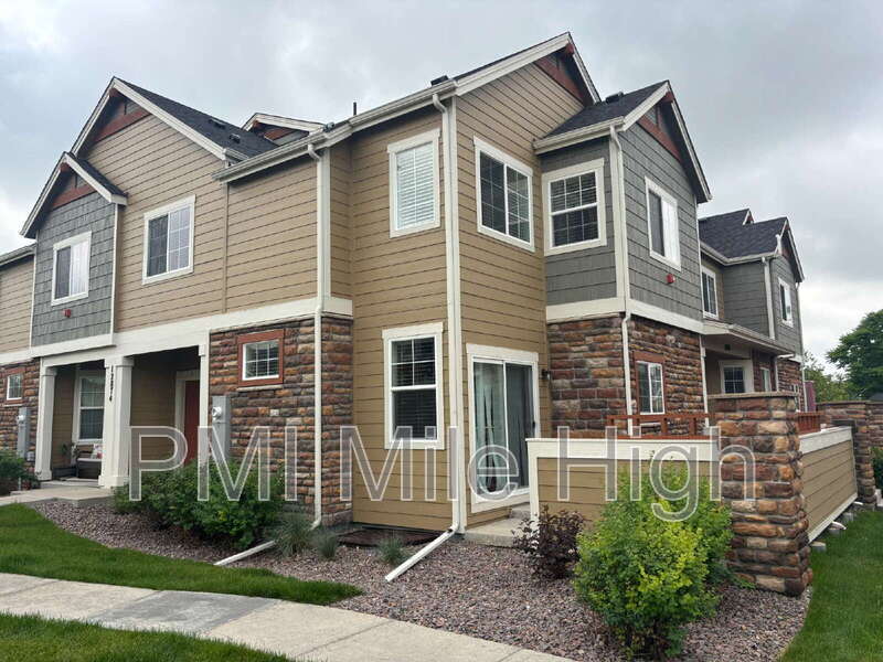 Foto principal - 12874 Jasmine St
