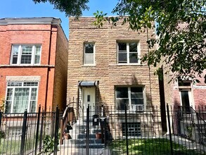 Building Photo - 3434 W Le Moyne St