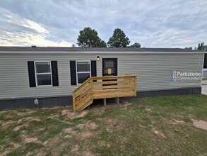Building Photo - 2525 Redoubt Cir