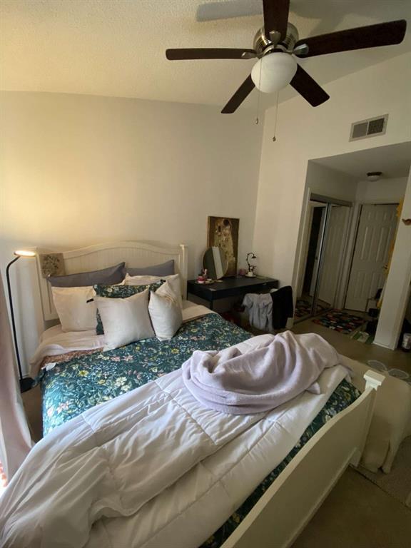 Foto del edificio - 2706 Salado St