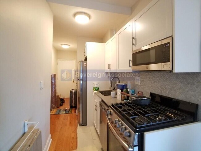Building Photo - 515 West 168th Street