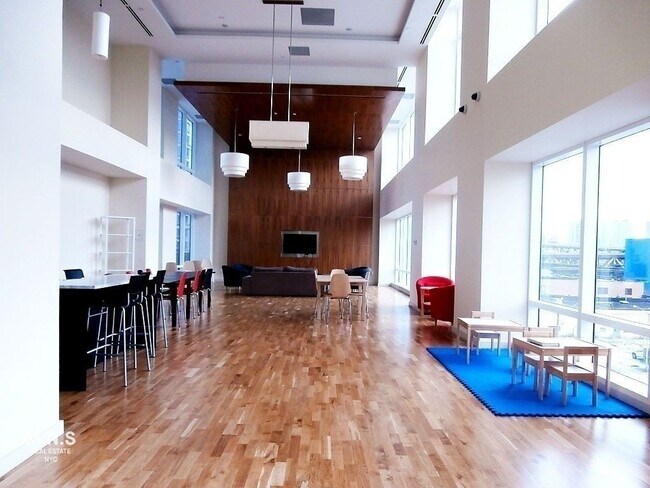 Foto del edificio - 23-10 41st Avenue