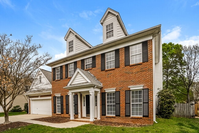 Foto del edificio - 1432 Lockhart Pl NW