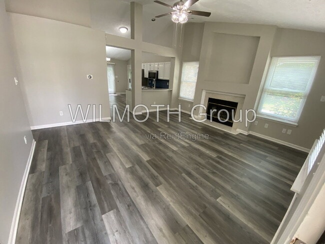 Building Photo - 8457 Traders Ct