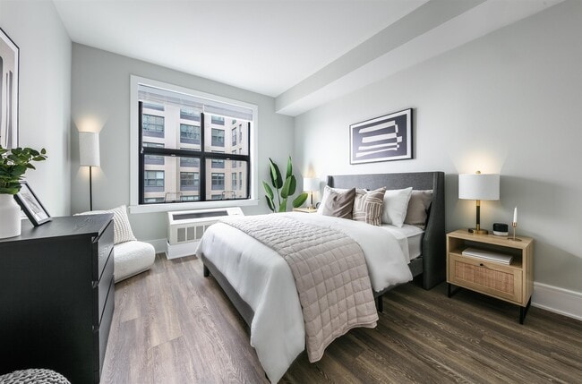 Building Photo - 32 Oakland Ave