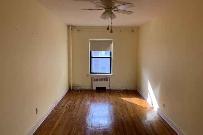 Building Photo - 11 East 78th Street