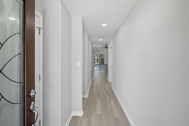 Foto del edificio - 1106 Serenada Dr