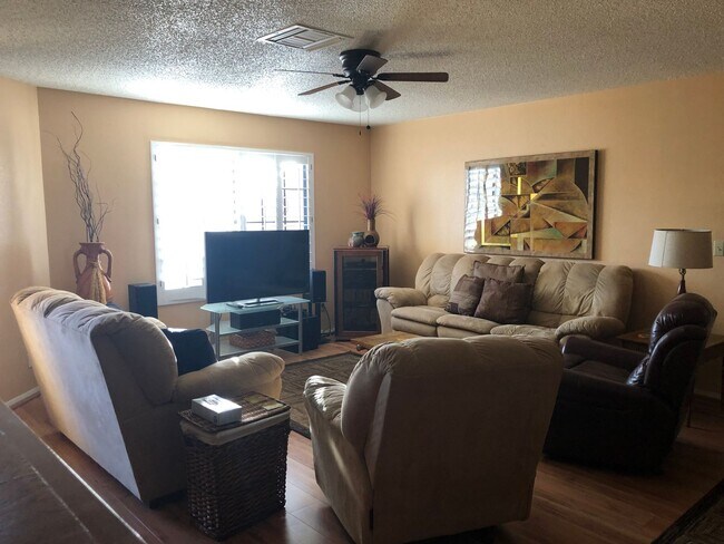Building Photo - 1485 Leisure World