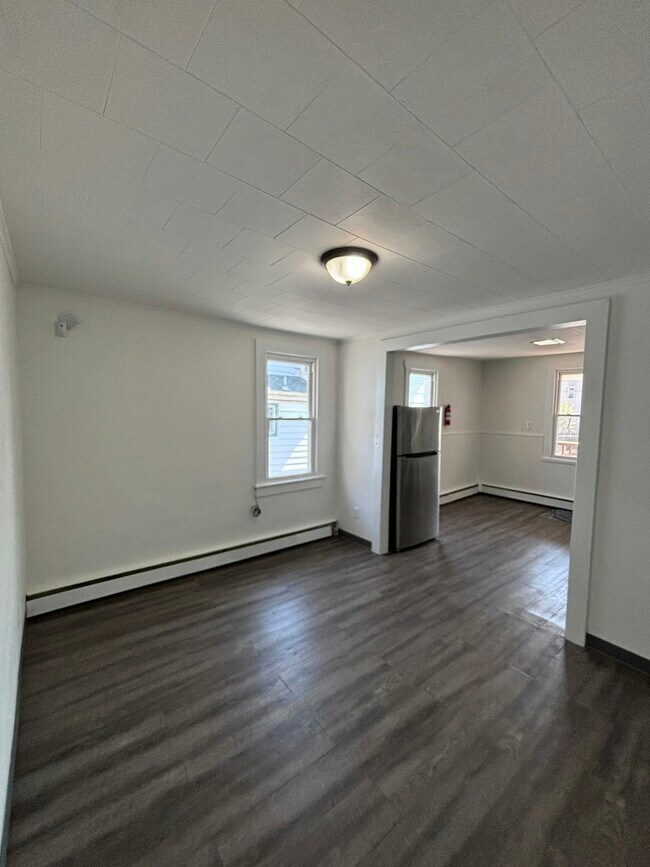 Foto del edificio - 312 Maple St