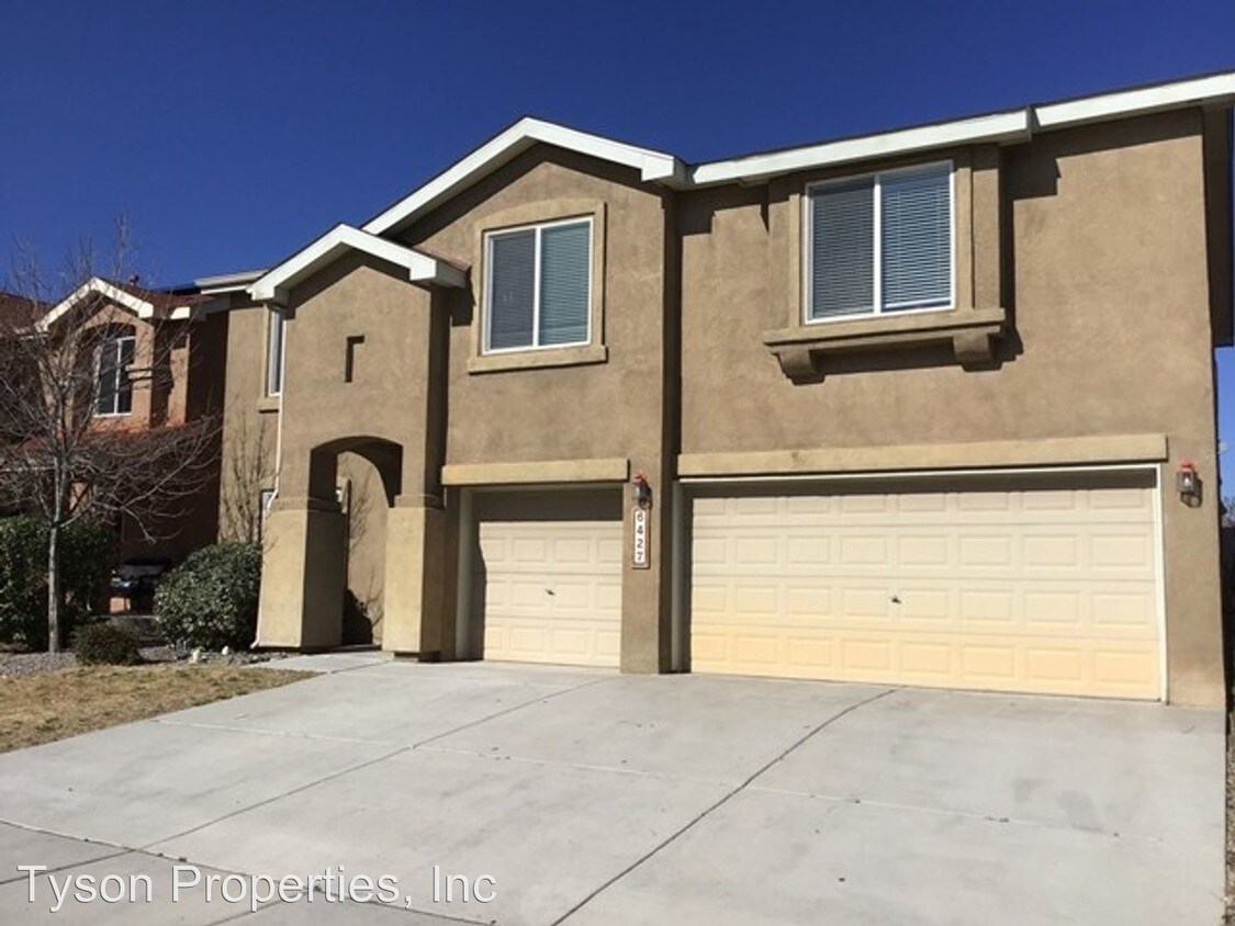 Foto principal - 4 br, 2.5 bath House - 6427 Avenida Madrid NW