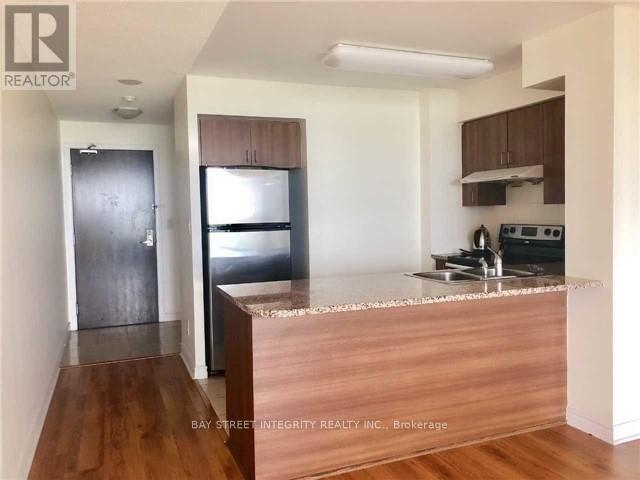 Photo du bâtiment - 35 Hollywood Ave