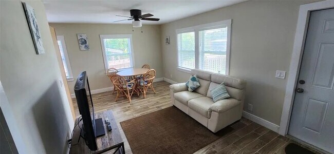 Foto del edificio - 8429 Citrus Way