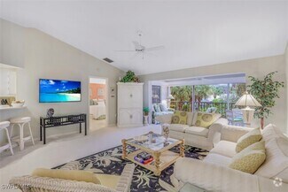 Building Photo - 5899 Chanteclair Dr