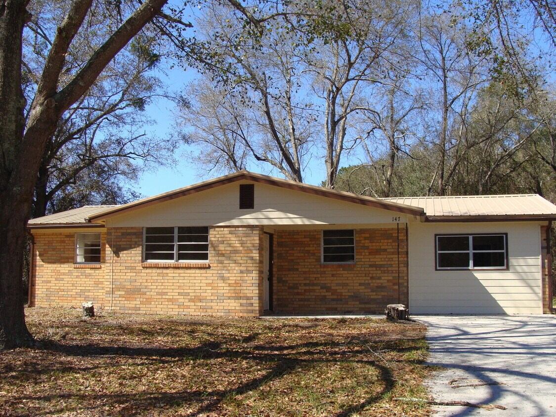 Primary Photo - Ranch Home in Lake City 3 bed 1 bath with ...