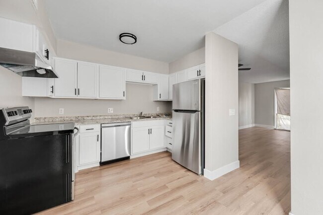 Photo - 2814 E Le Marche Ave Townhome