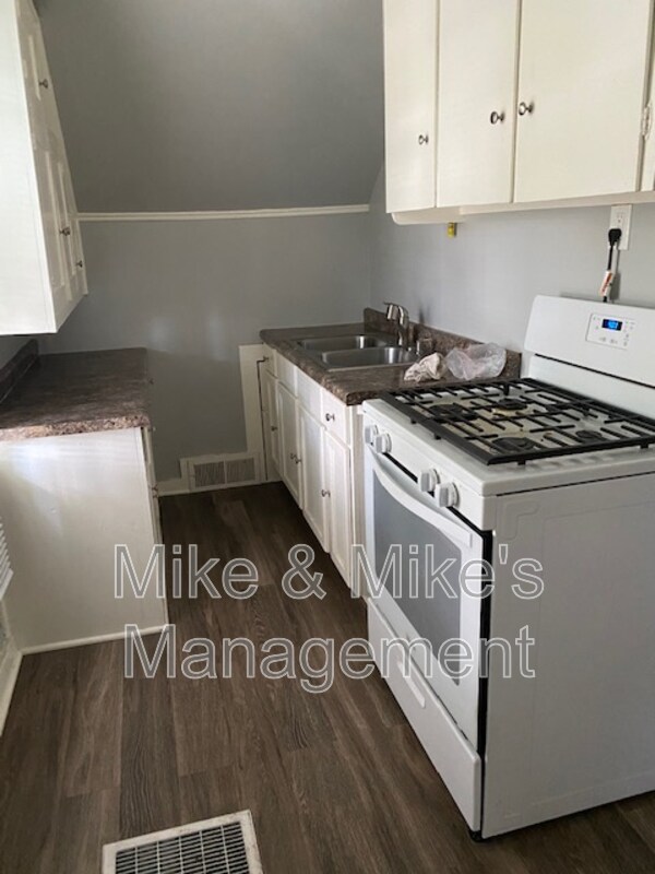 Foto del edificio - 2969 N 48th St