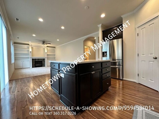 Building Photo - 2411 Burlwood St NE