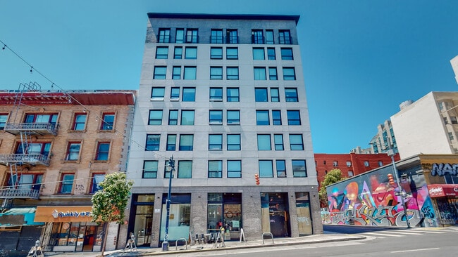 Building Photo - 719 Larkin St