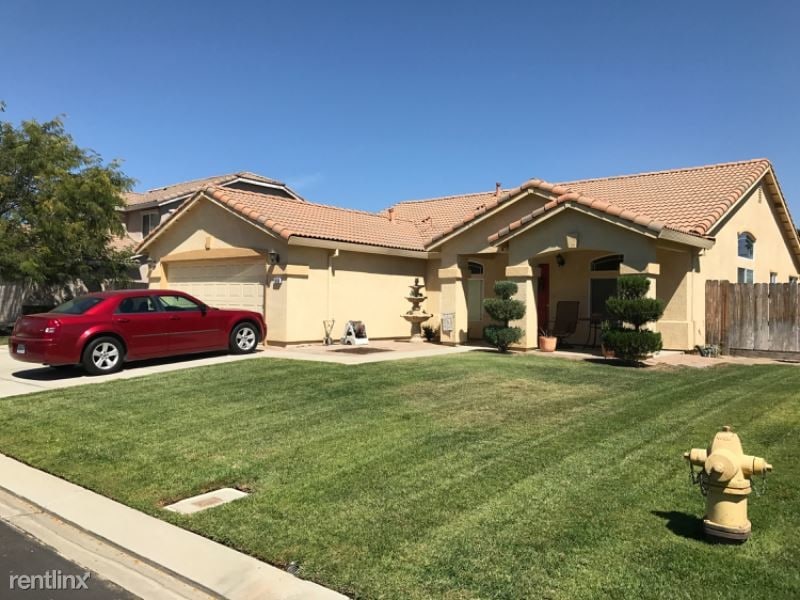 4 br, 2 bath House 11018 Malibu Ave House Rental in Chowchilla, CA