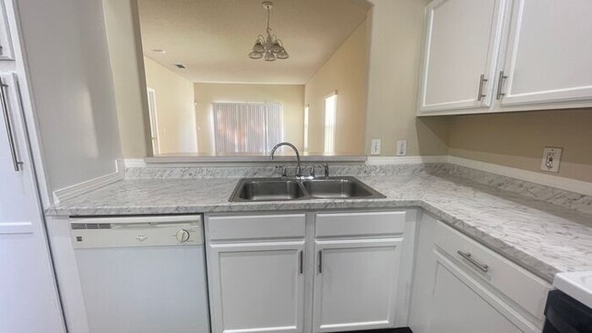 Foto del edificio - Meadow Creek-1834 Meadow Pond Way Orlando,...