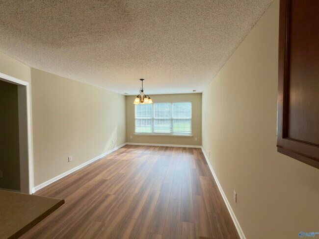 Foto del edificio - 143 Bremerton Dr SW