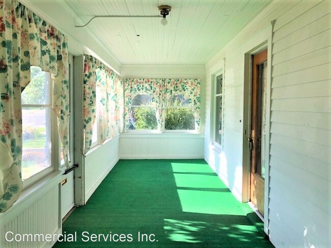 Building Photo - 3 br, 1.5 bath House - 832 S DAVID