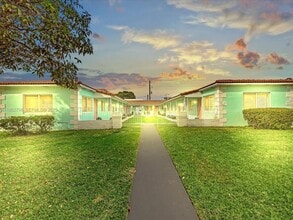 Building Photo - 1839 Funston St